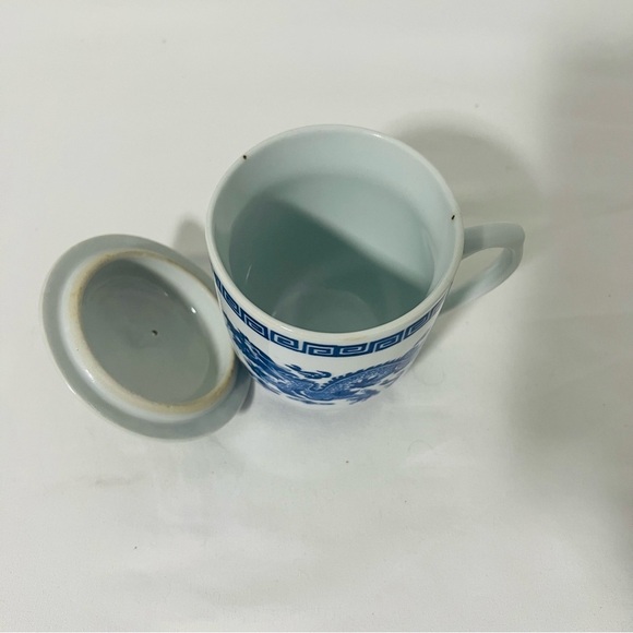 DRAGON Blue White Asian Porcelain Tea Steeping Mug with Lid Printed Dragon - Picture 4 of 7